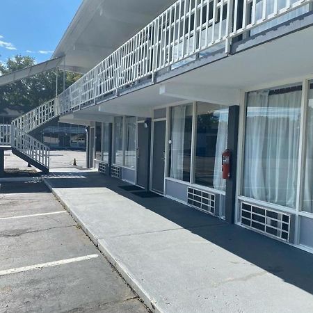 切罗温德姆贝蒙特酒店 Cheraw 外观 照片